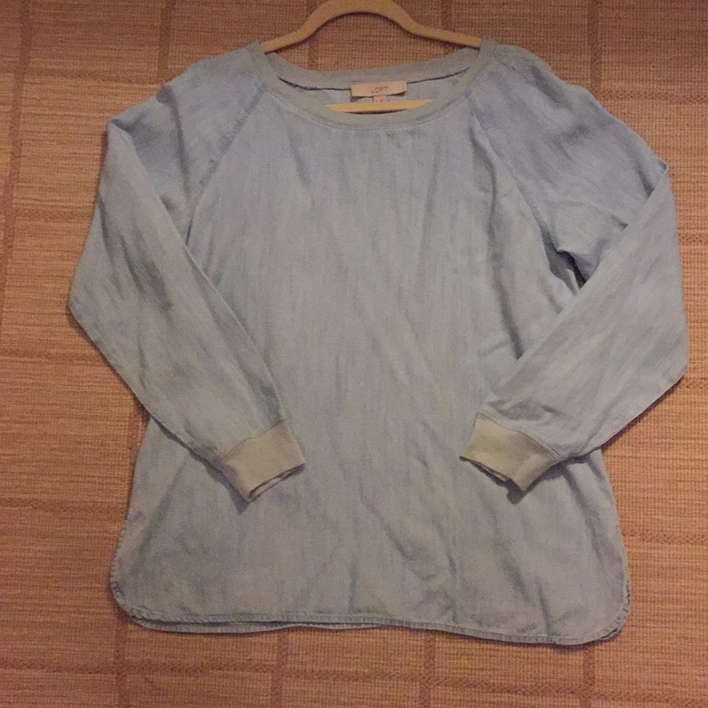 LOFT Chambray Long Sleeve Shirt Medium
